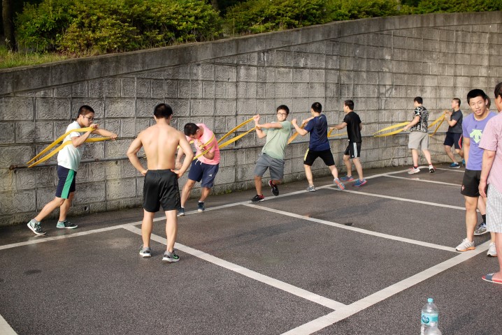 Elastic cord morning training at Kyung Min college